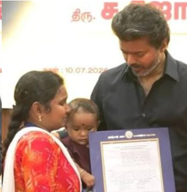 கரூரில் தவெக பிரசார கூட்டத்தில் இறந்த 41 பேரின் குடும்பத்துக்கு வழங்கப்பட்ட அரசுப் பணி நியமனங்களை ஐகோர்ட் மதுரைக்கிளை ரத்து செய்து உத்தரவிட்டுள்ளது.