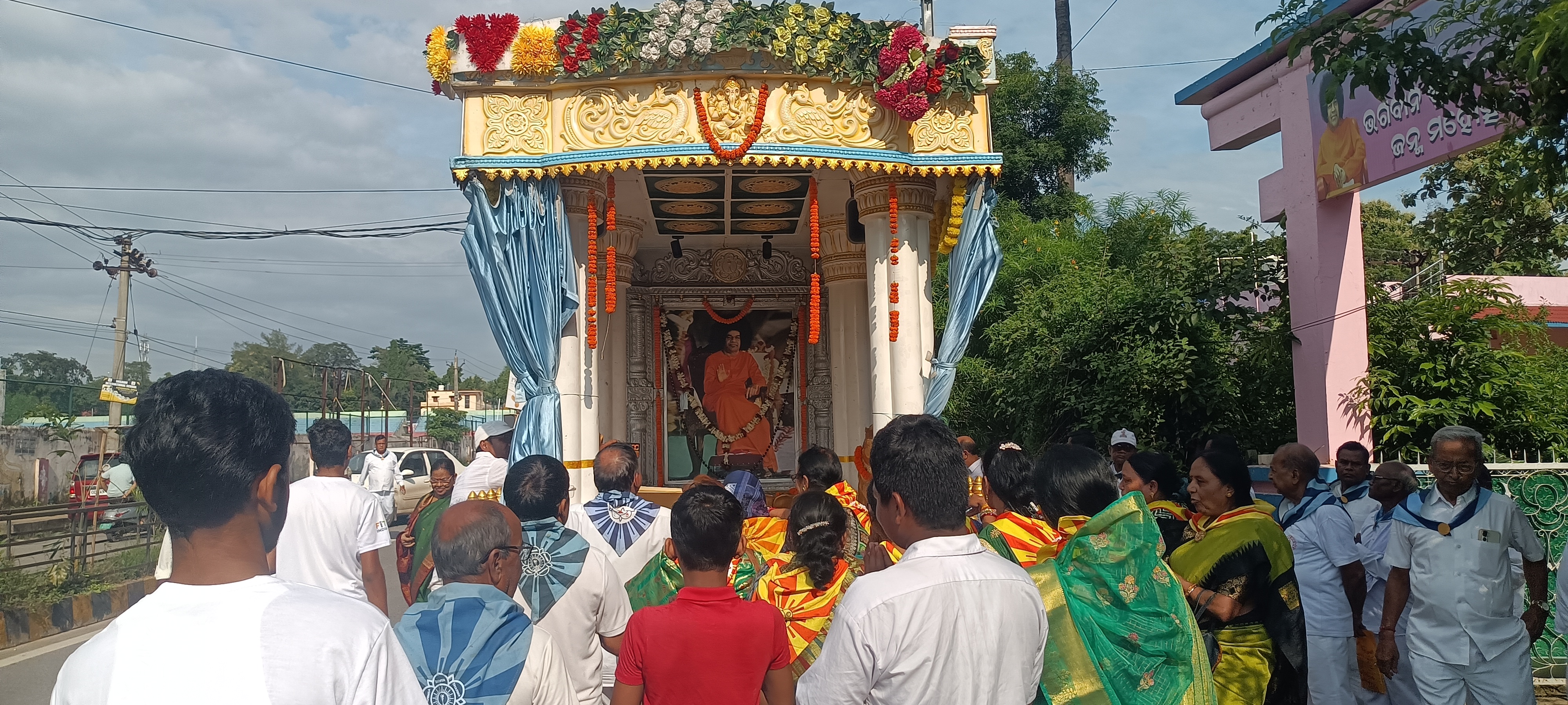ଭଗବାନ ଶ୍ରୀ ସତ୍ୟସାଇ ବାବାଙ୍କ ପ୍ରେମ ପ୍ଲାବନ ରଥଯାତ୍ରା ସମ୍ପର୍ଣ