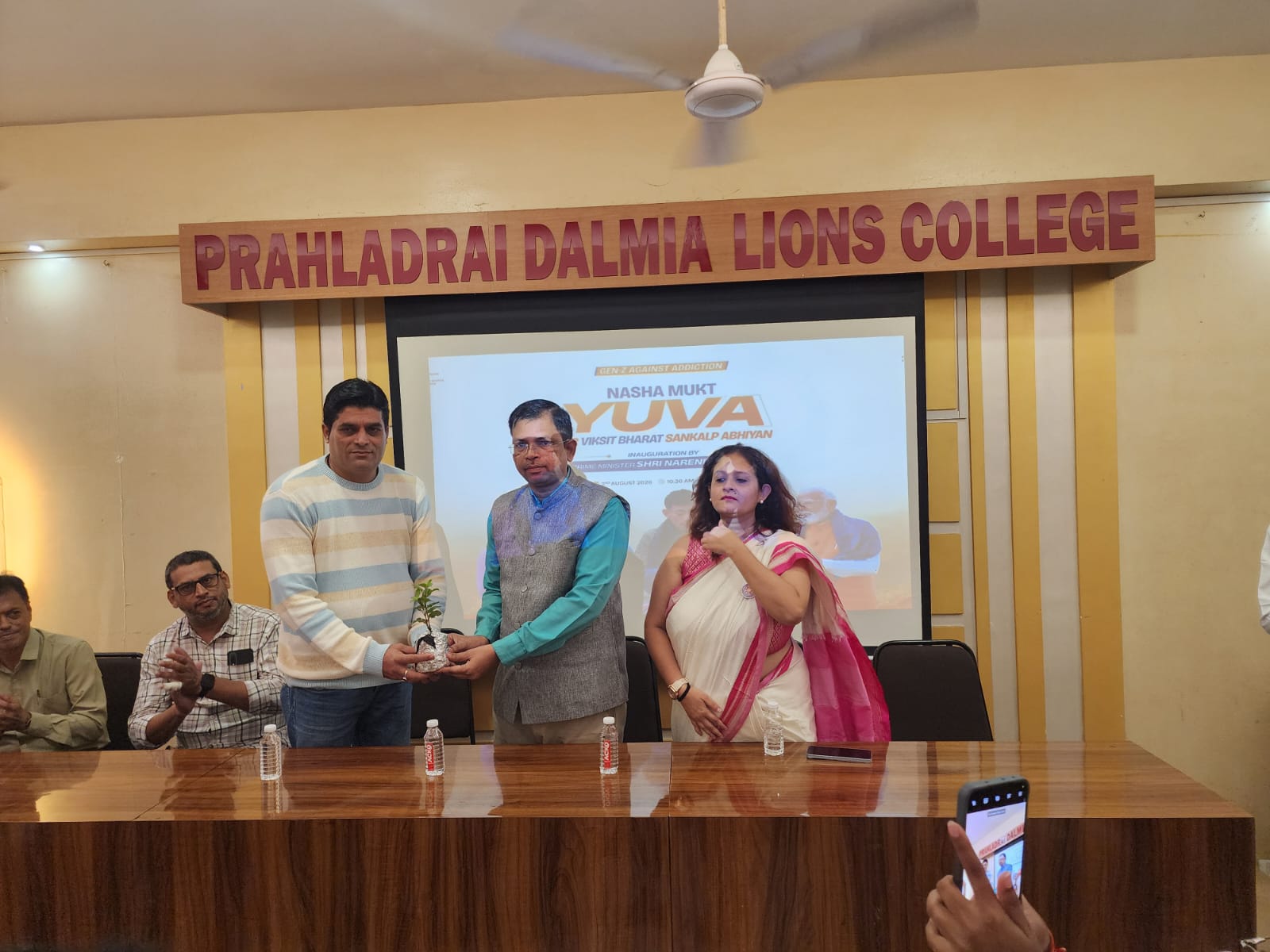 Clinical Psychologist Dr. Manish Shukla Delivers Inspiring Address on Mental Health and Substance Use Disorder at Pralhadrai Dalmia Lions College