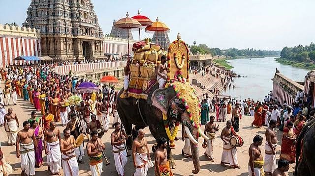காவிரிக்கு சீர் கொடுத்த ரங்கநாதர்:  ஆயிரக்கணக்கான பக்தர்கள் கலந்துகொண்டு சாமி தரிசனம் செய்தனர்.