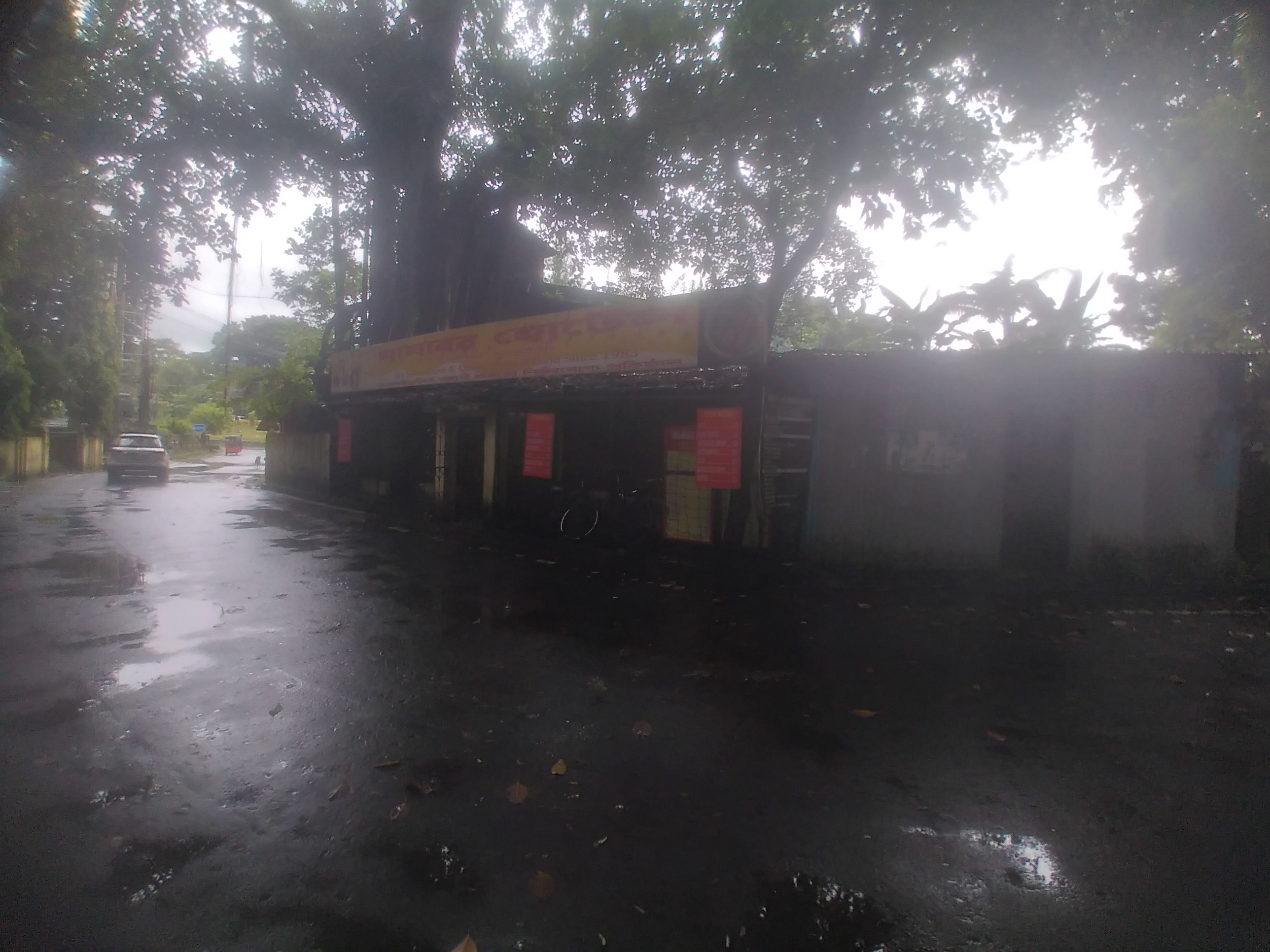 GOVT LAND ENCROACHMENT  public BUILD BUSINESS