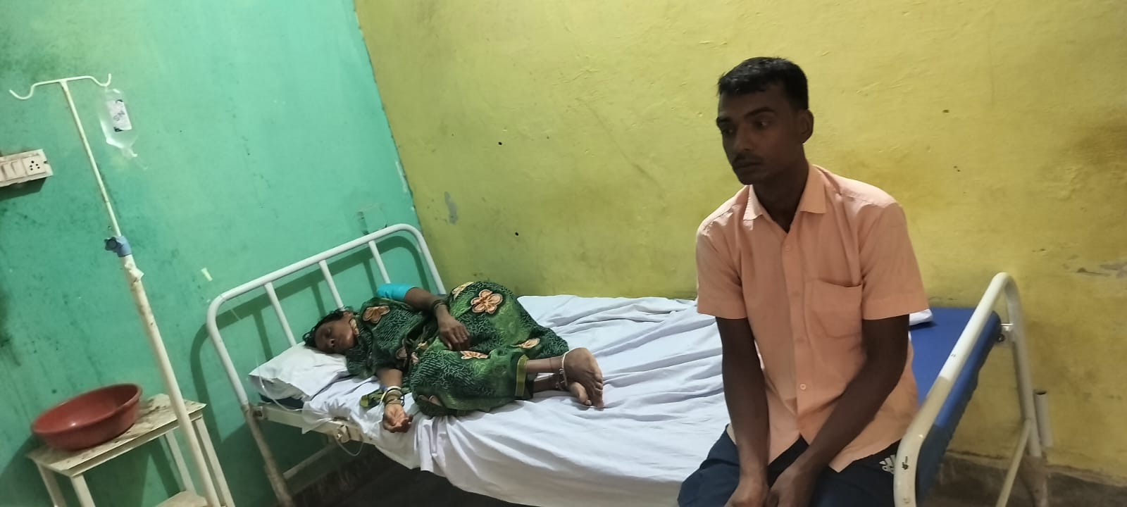 प्रतापगढ़: अवैध नर्सिंग होम में गलत दवा से महिला की हालत नाजुक