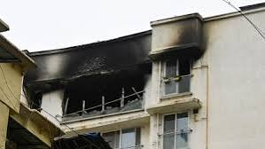 Vile Parle High-Rise Fire Claims Lives of Toddler and Caretaker; Probe Focuses on Two Possible Causes