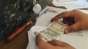 Gujarat ACB Catches Two Drug Officials Allegedly Accepting ₹40,000 Bribe