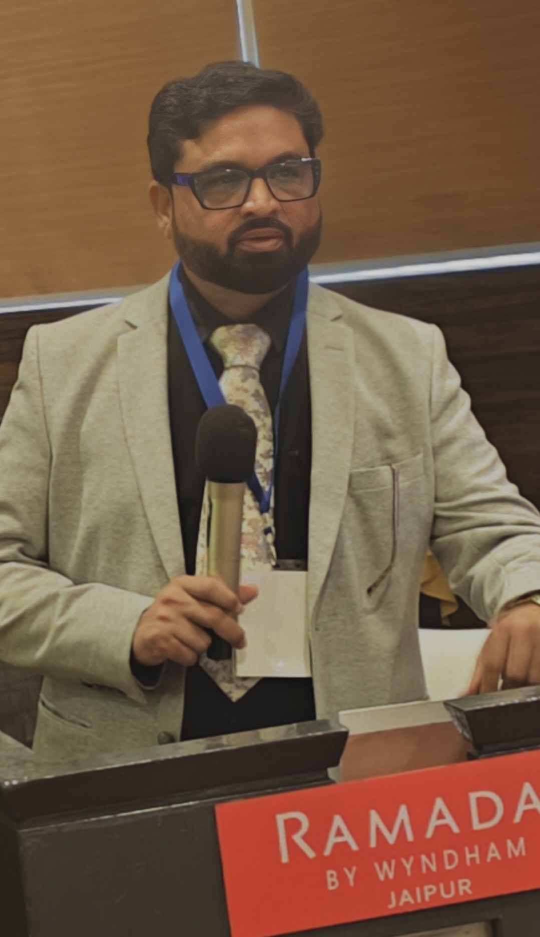 ईरान–अमेरिका टकराव में नया विस्फोट! Hormuz बंद हुआ तो सिर्फ तेल नहीं, दुनिया का Import-Export भी संकट में