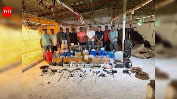 Maharashtra ANTF Busts ₹1-Crore Drug Production Unit Near Border in Chandgad