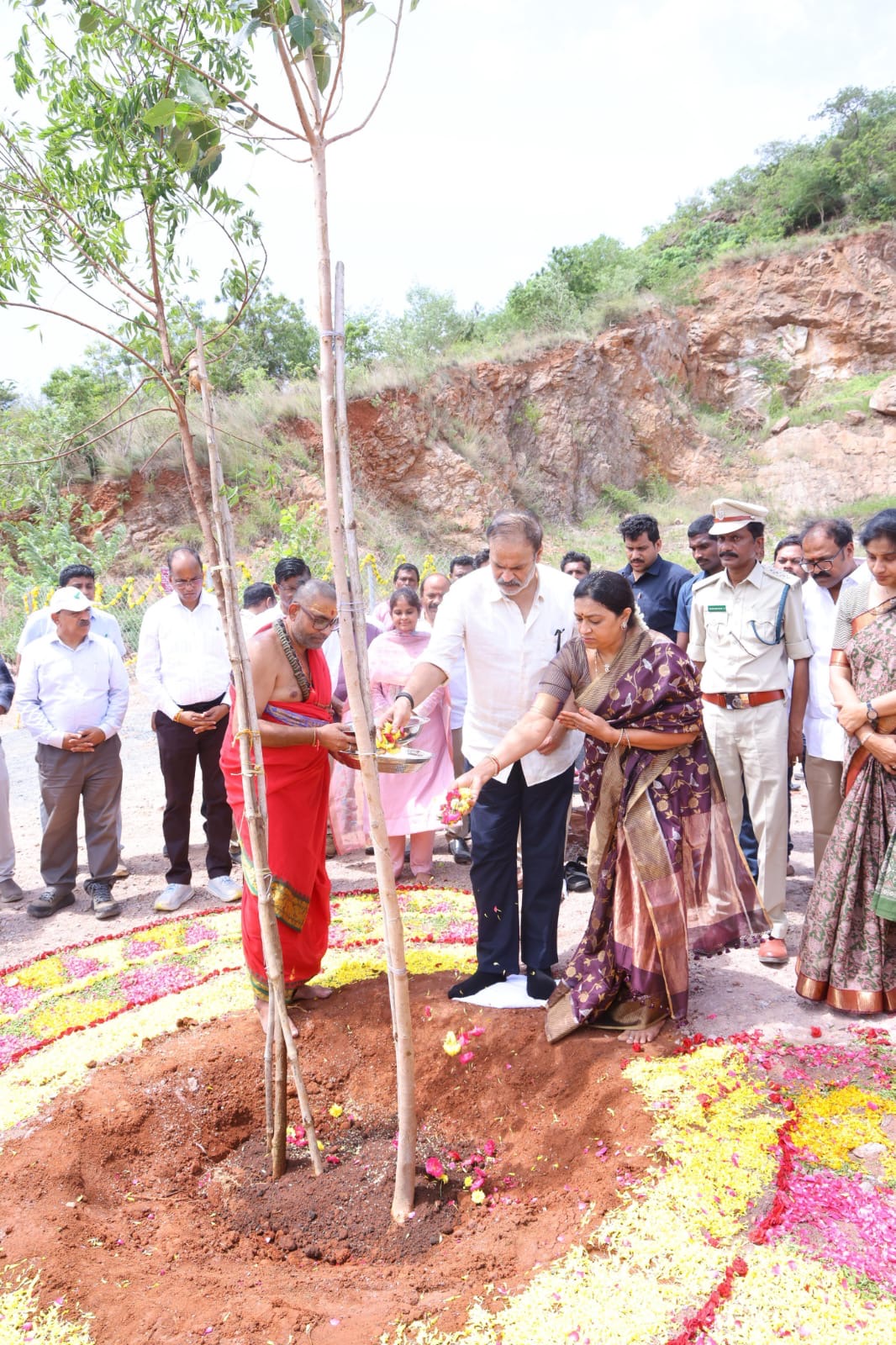 హరితాంధ్రప్రదేశ్ లక్ష్య సాధనకు అందరూ కృషి చేయాలి