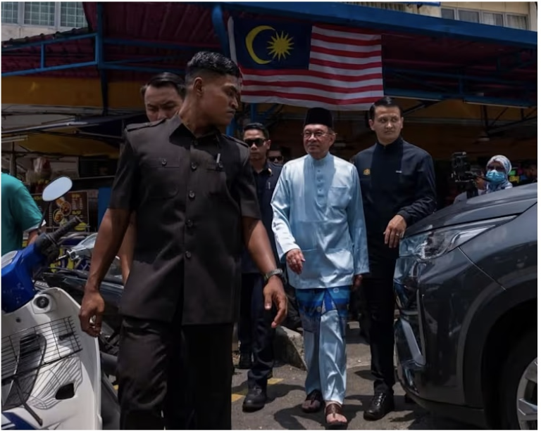 Malaysia PM Anwar open to considering early GE, with DPM Zahid latest to call for snap polls