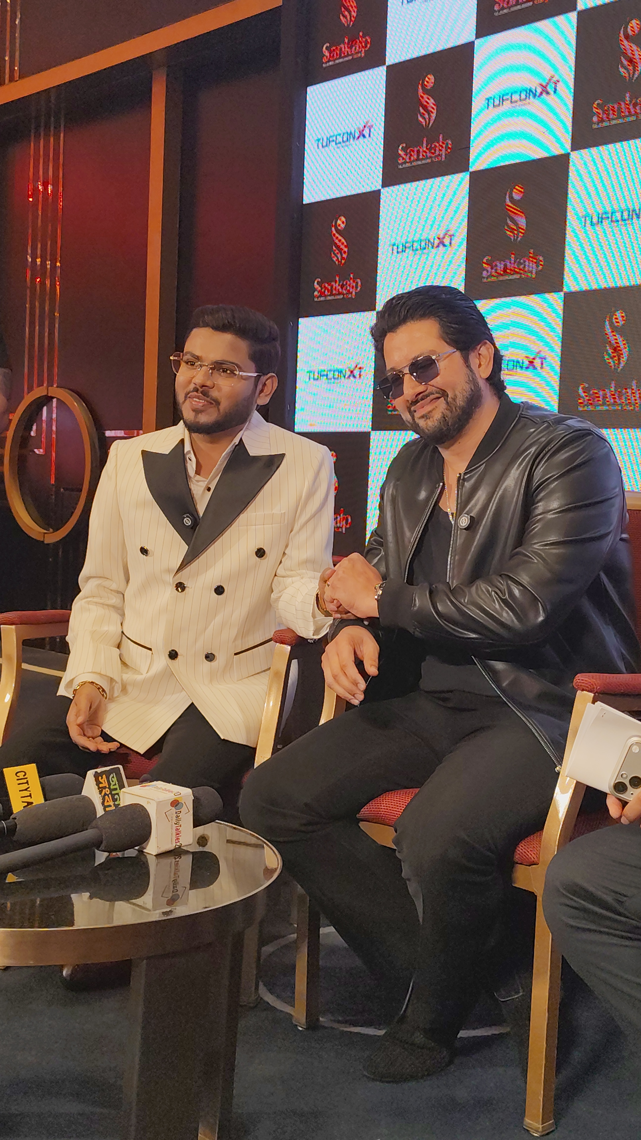 Aftab Shivdasani Actor In Kolkata For Golden Dealer's Meet, Event Managed By Green Entertainment Production