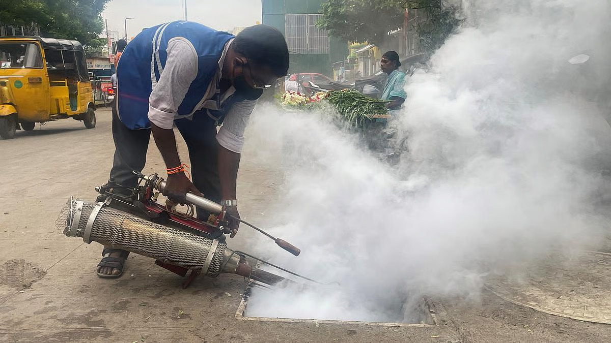 கொசு மருந்து அடிக்கும் இயந்திரமே இல்லை என்ற தகவல்! அப்புறம் எப்படி டெங்கு பாதிப்பு குறையும் என, மக்கள் கேள்வி!!