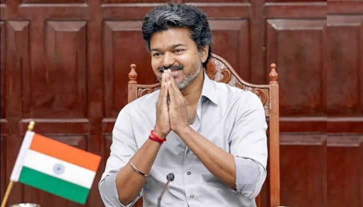 (அக். 2) மகாத்மா காந்தியின் பிறந்தநாளையொட்டி மக்கள் அதிகளவில் கதர் ஆடைகளை வாங்க வேண்டும் என்று முதல்வர் விஜய் அறிக்கை.