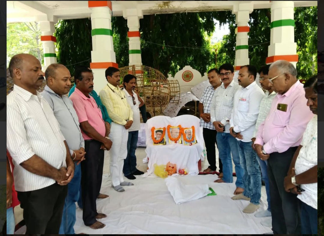 "कलम के दो सिपाही रुखसत, मगर उनकी बेबाक आवाज हमेशा गूंजती रहेगी"