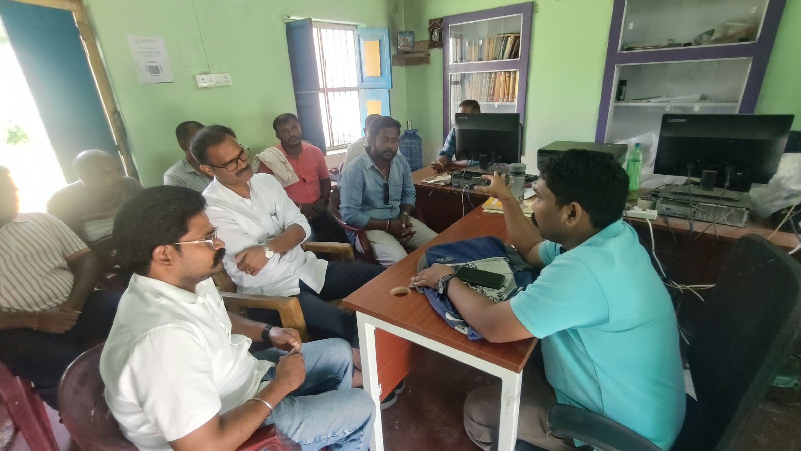 Staff Shortage at Ichchapuram Ward Secretariat!
