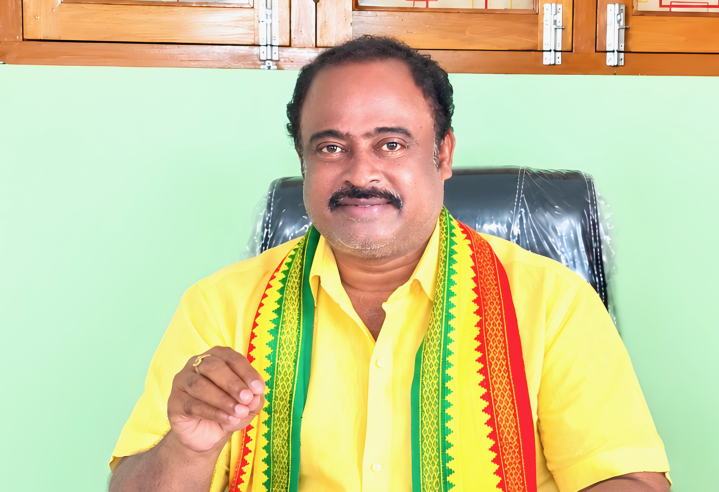 బీసీలకు 34 శాతం రిజర్వేషన్ల కల్పనకు టీడీపీ కట్టుబడి ఉంది