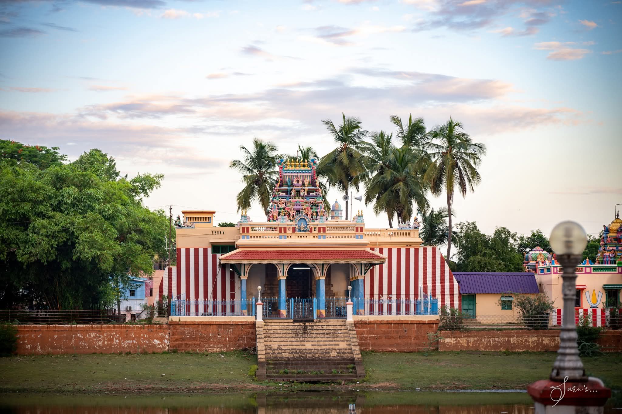 BAN OF MOBILES IN TEMPLES IN TAMILNADU