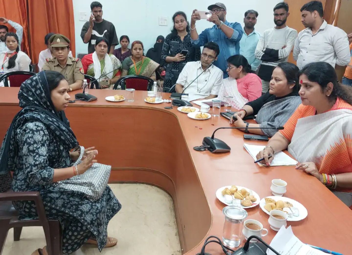 मैडम बेटी की हत्या हुई, अब तक आरोपी गिरफ्तार नहीं: महिला आयोग में पिता ने की शिकायत, दो दिन में कार्रवाई के दिए निर्देश