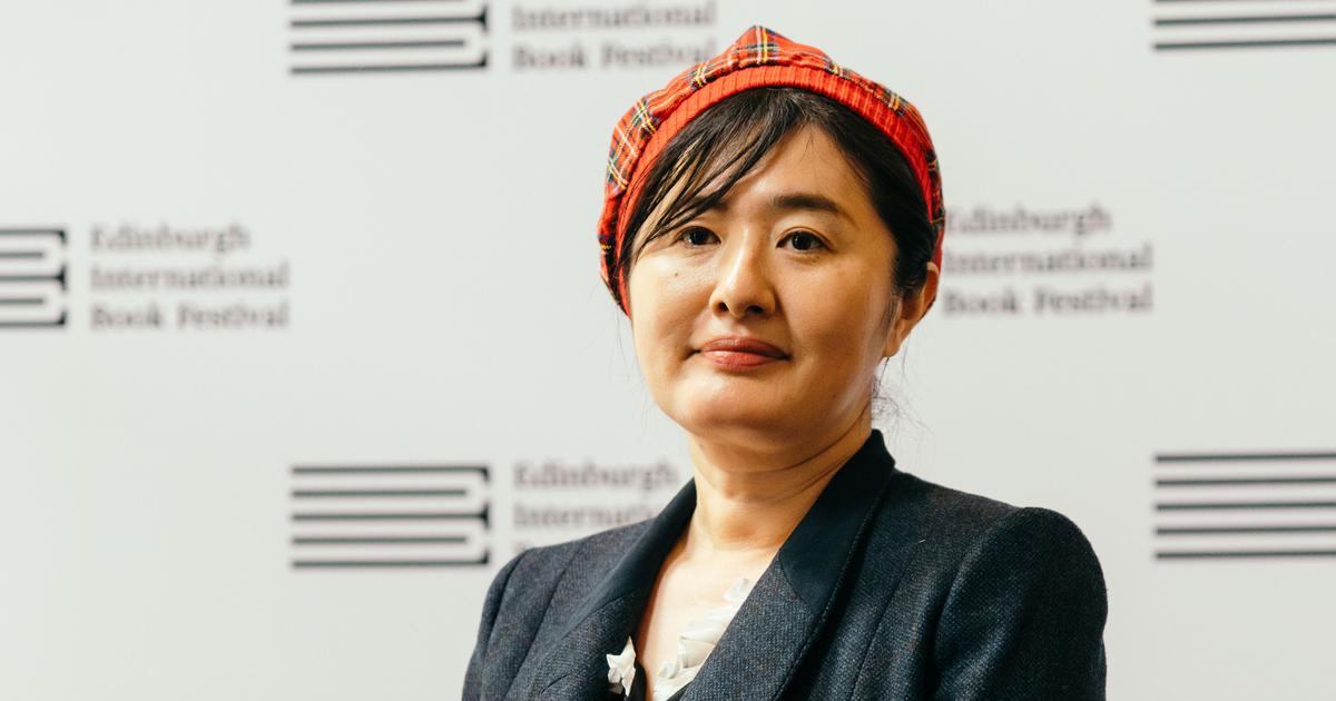 Asako Yuzuki's 'Hooked': A Compelling Exploration of Female Loneliness in Modern Tokyo