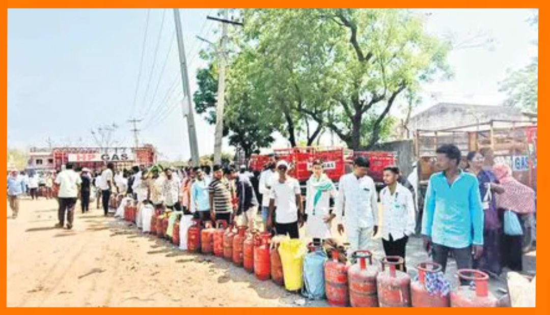 Nationwide Gas Crisis Reaches A Critical Peak - Common People Queue Up In Droves Outside Gas Agencies