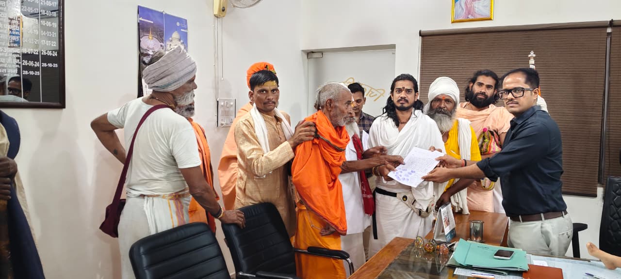 ‘बाबा’ के भेष में आपराधिक गतिविधियों के आरोप: संत समाज ने प्रशासन से कार्रवाई की मांग