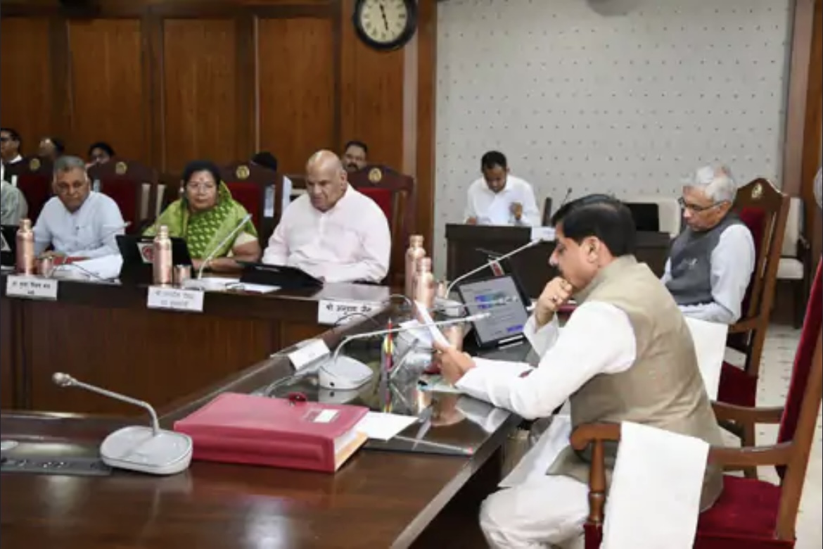तबादला नीति-2026 को कैबिनेट की मंजूरी, 1 से 15 जून तक हो सकती है ट्रांसफर प्रक्रिया