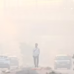 Delhi_NCR_breathes_toxic_air_1762432413002_1762432418155