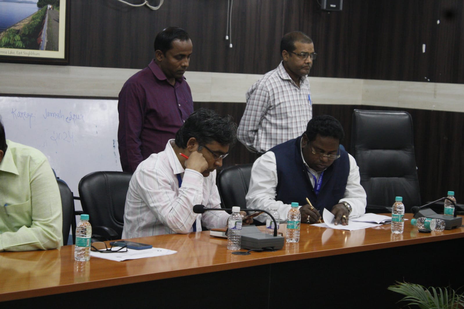 🗳️ नगरपालिका चुनाव 2026 : मतदान दलों का अंतिम रेंडमाइजेशन संपन्न, 23 फरवरी को मतदान