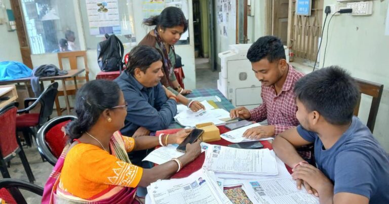 Election Commission's Technical Glitch Sparks Panic Among West Bengal Voters