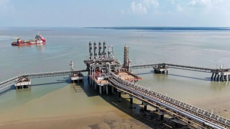 गैस संकट: क्या ईरान युद्ध के चलते भारत में पीएनजी की सप्लाई पर भी असर होगा