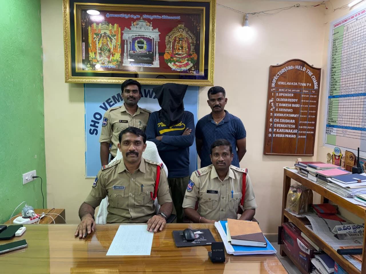 Fake Reporter Threatens Shop Owner with Knife, Collects ₹42,000 via PhonePe Accused Arrested by Vemulawada Town Police, Remanded by Court