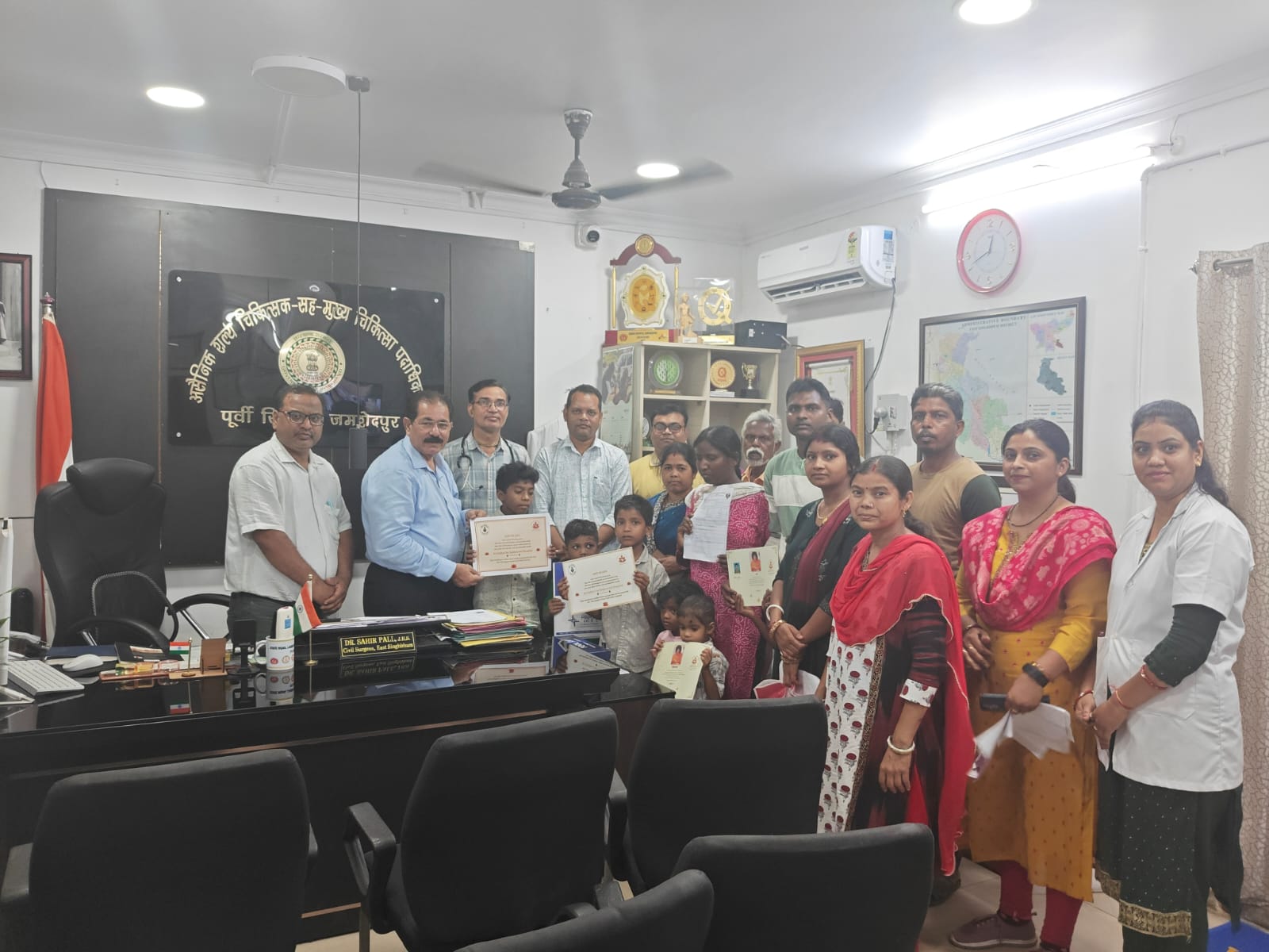 जिला प्रशासन की पहल से 6 बच्चों का निःशुल्क इलाज, स्वस्थ होकर लौटे