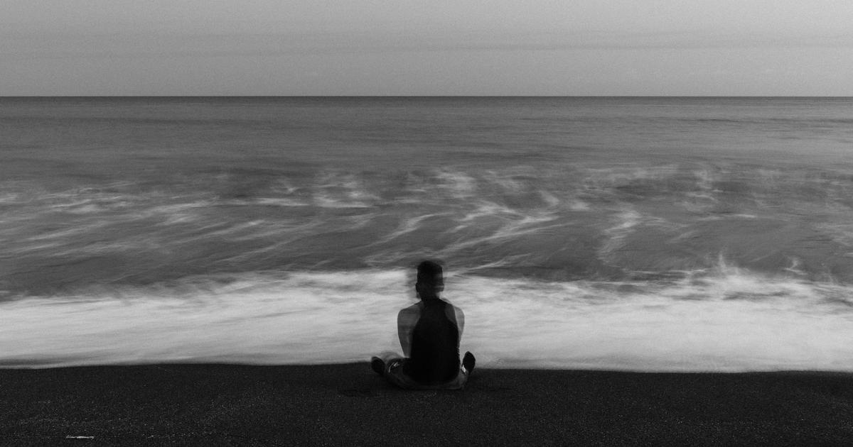 Exploring Isolation: New Anthology Reflects on Loneliness in a Hyperconnected World