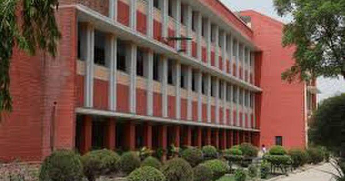 FIR Filed Against 13 Hansraj College Students Amid Allegations of Misconduct During Annual Festival