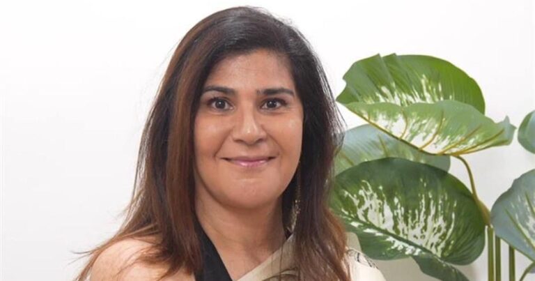 Gandhi's Call to Action: The Rowlatt Satyagraha and Its Impact on India