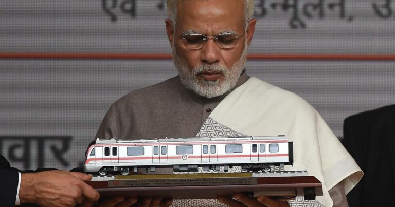 India's Urban Illusion: Celebrated Cleanliness Contrasts with Crumbling Infrastructure