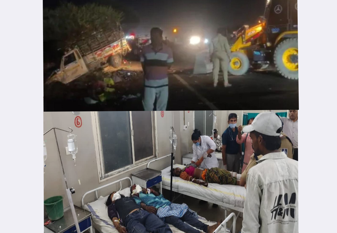 Horrific Road Accident In Madhya Pradesh :12 People Lose Their Lives