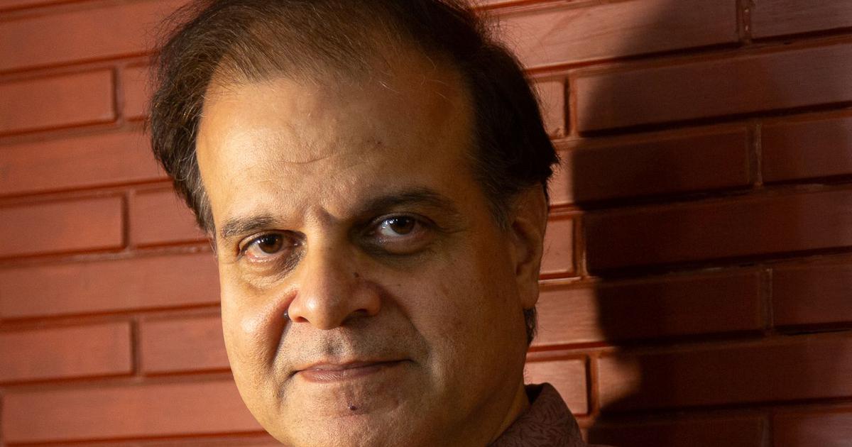 Reflecting on History: The Role of Present-Day Perspectives in Historical Interpretation