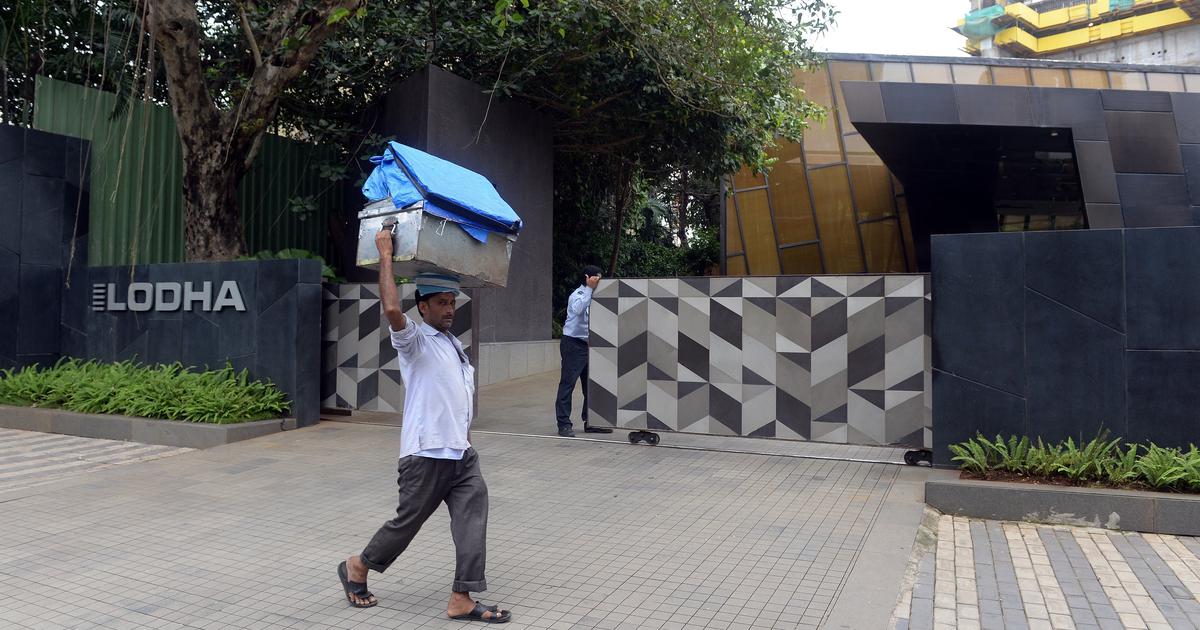 Urban Inequality Deepens as Affluent Indians Flock to Gated Communities