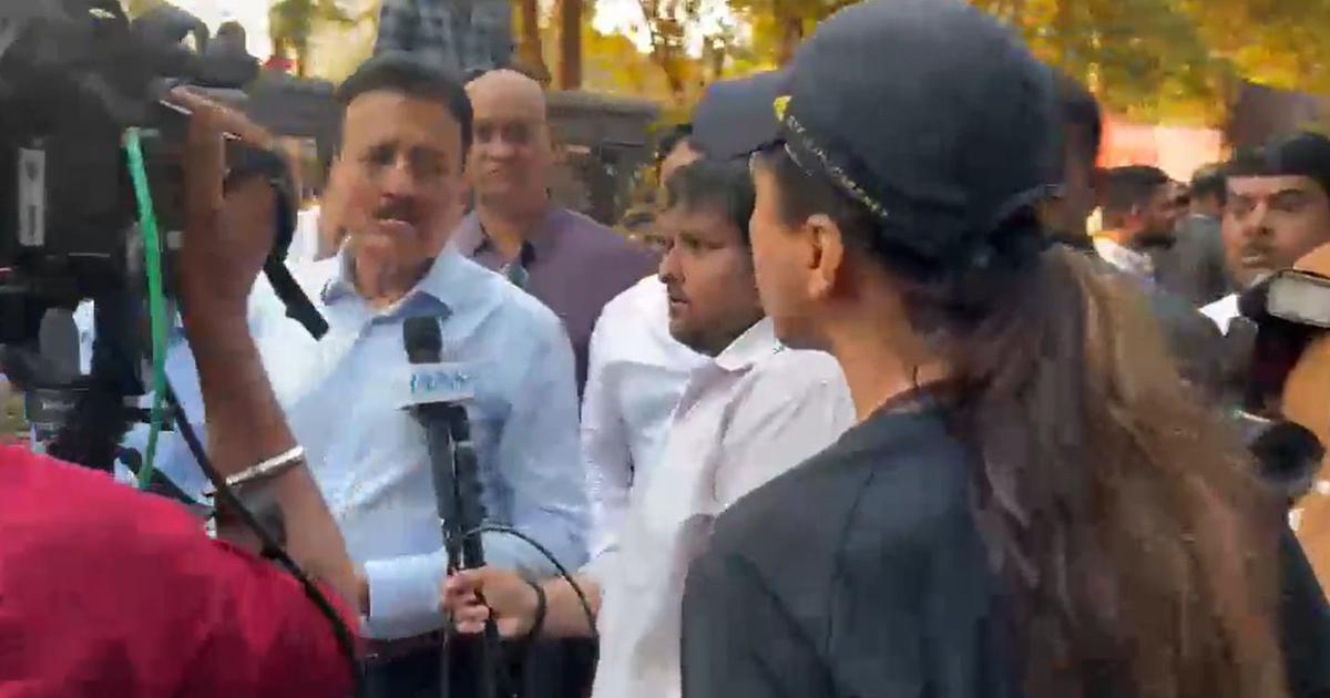 Woman Faces Complaint After Confronting BJP Leader Over Protest-Induced Traffic Jam in Mumbai