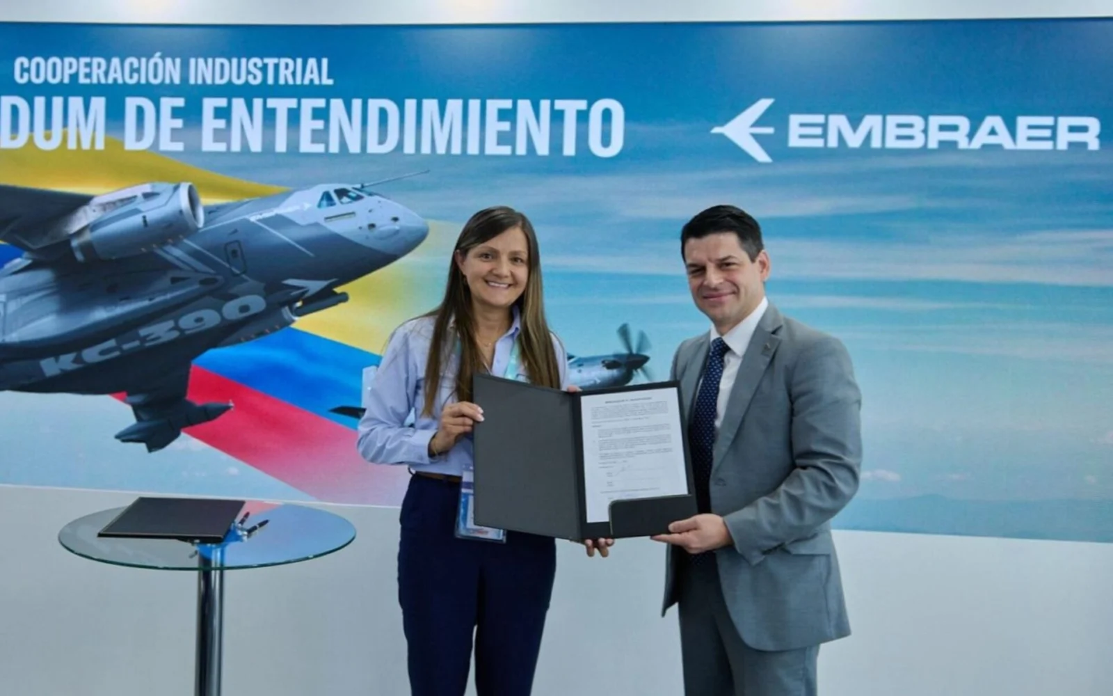 Embraer signs agreement with Colombia’s CIAC to boost aerospace industry ties