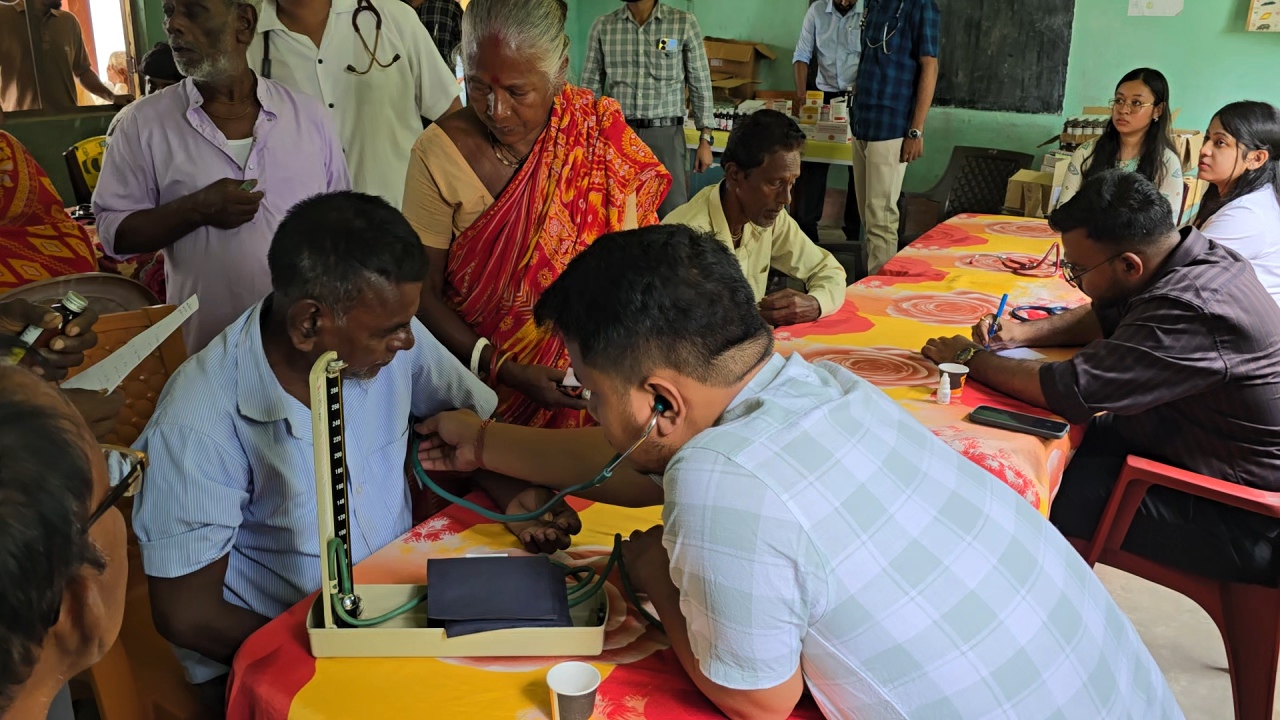 Free Health Camp Organised by Sewa Bharati at Pakabetbari, Over 300 Beneficiaries Benefit