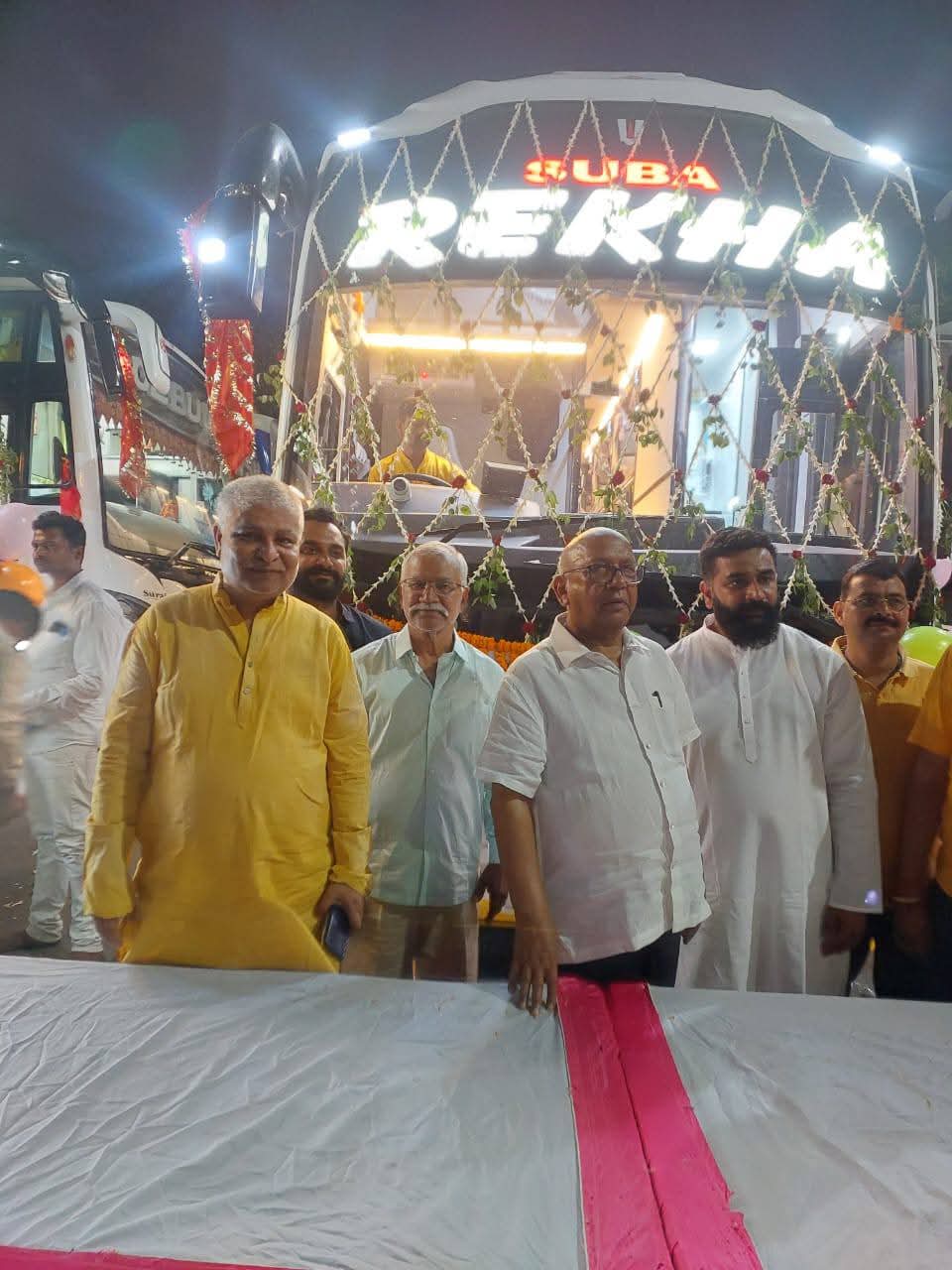 जमशेदपुर: मानगो बस अड्डे से टाटा–बनारस (वाराणसी) के लिए “सूबा रेखा” बस सेवा शुर