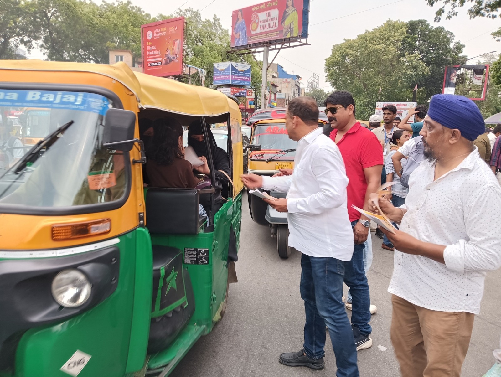 JAMSHEDPUR NEWS: शांतिपूर्ण आंदोलन को कमजोरी न समझे रेलवे, जरूरत पड़ी तो ट्रैक पर भी बैठेंगे — सरयू राय