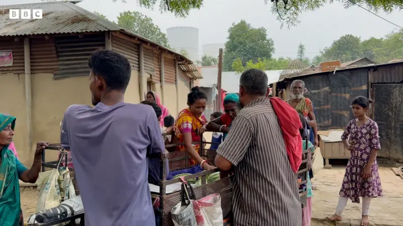 রূপপুর পারমাণবিক বিদ্যুৎ কেন্দ্র ঘিরে জনমনে উদ্বেগ, সচেতনতার ঘাটতির অভিযোগ