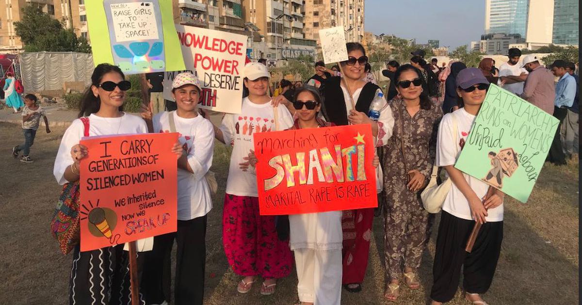 Aurat March in Karachi: Defiant Activists Challenge Government Obstacles for Women's Rights
