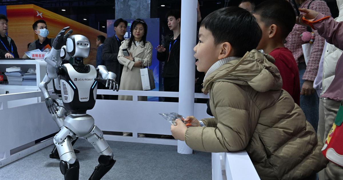 China Surpasses US in R&D Spending: A New Era in Global Scientific Competition