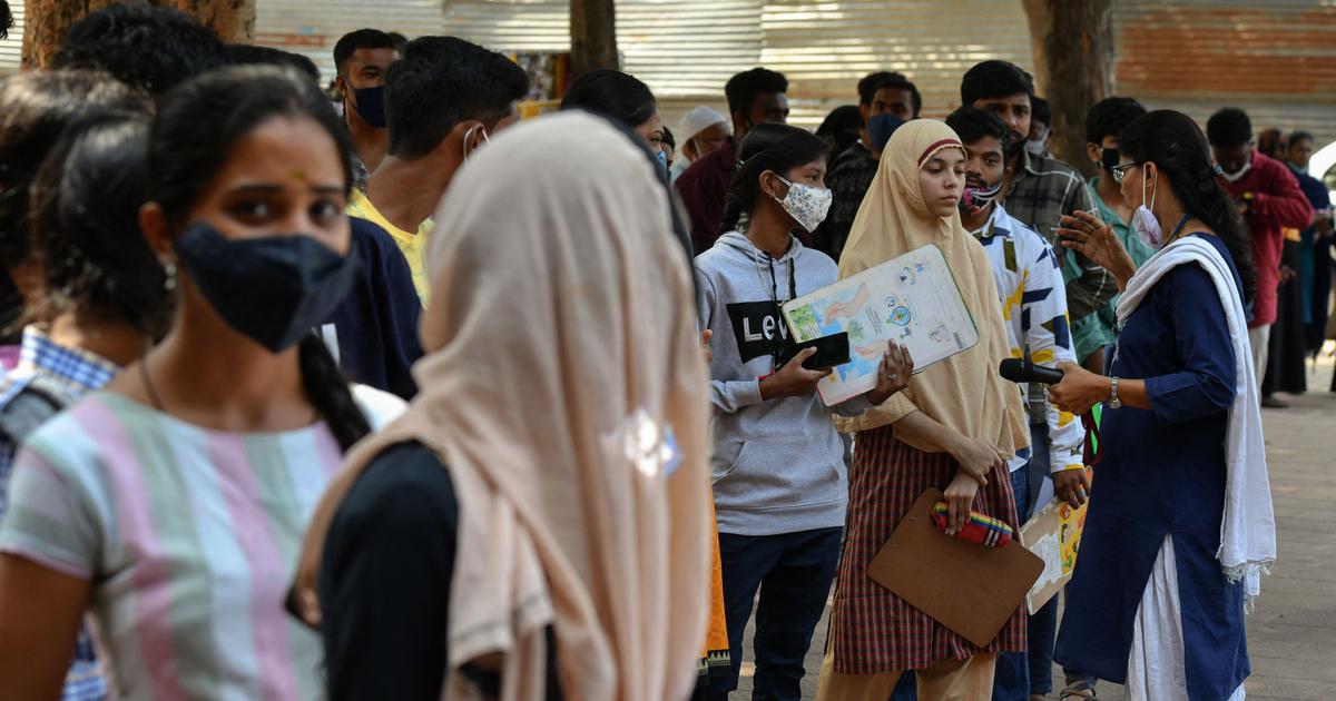 Karnataka Government Lifts Hijab Ban, Allows Limited Religious Symbols in Schools