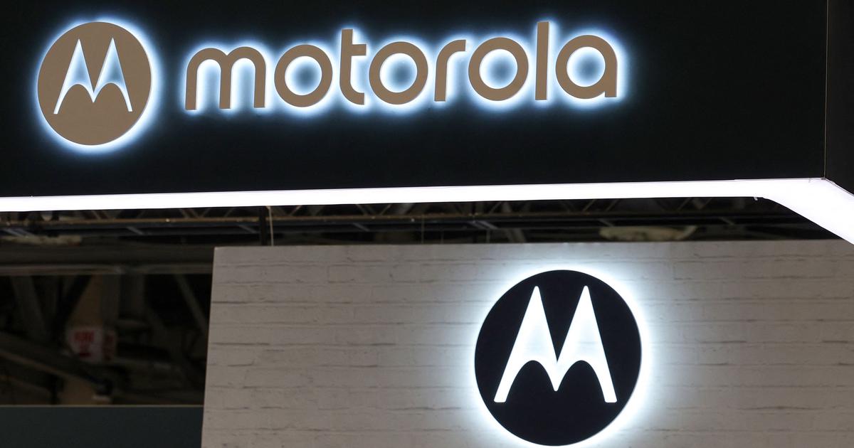 Motorola India Takes Legal Action Against Major Tech Platforms for Alleged Defamatory Reviews