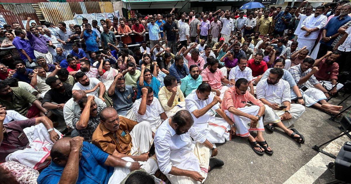 Violence Erupts as ED Raids Former Kerala CM Pinarayi Vijayan's Residence