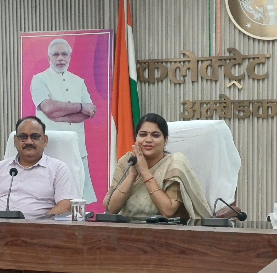 *नवागत डीएम ईशा प्रिया ने पत्रकारों से किया संवाद, समस्याओं के त्वरित समाधान का दिया आश्वासन*