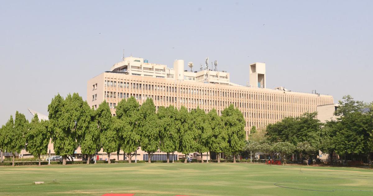 IIT-Delhi Tops QS World Rankings as India’s Premier Institute, Yet Academic Reputation Lags